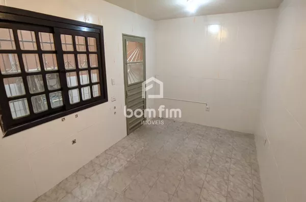 Casa para aluguel, 3 quarto(s),  garagem no Menino Deus, Porto Alegre/RS
