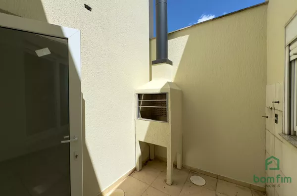 Casa em condomínio com 2 quartos com churrasqueira para venda no bairro Olaria, Canoas/RS