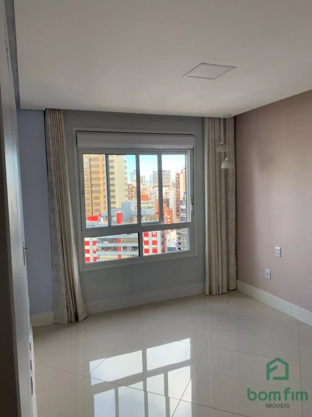 Apartamento à venda com 3 quartos, 105m² - Foto 8