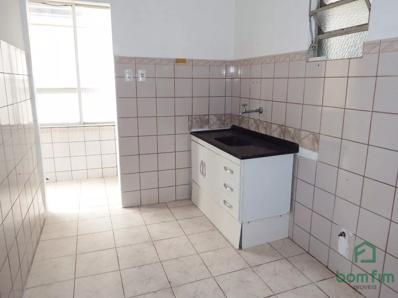 Apartamento à venda com 2 quartos, 64m² - Foto 10