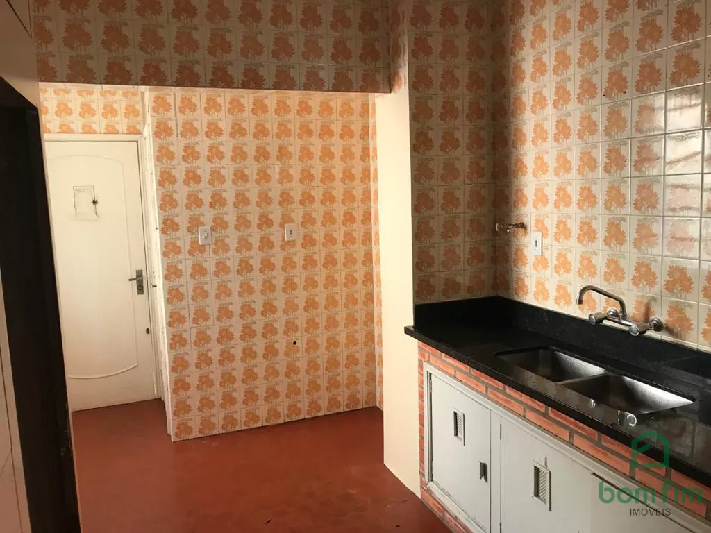 Apartamento à venda com 3 quartos, 180m² - Foto 8