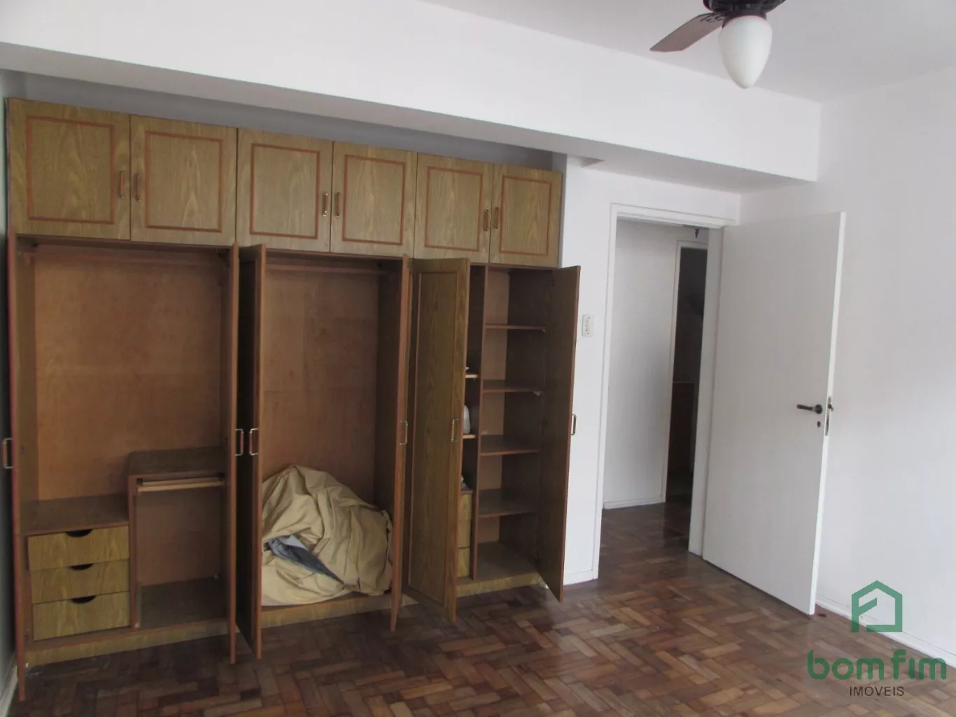 Apartamento para alugar com 3 quartos, 90m² - Foto 17