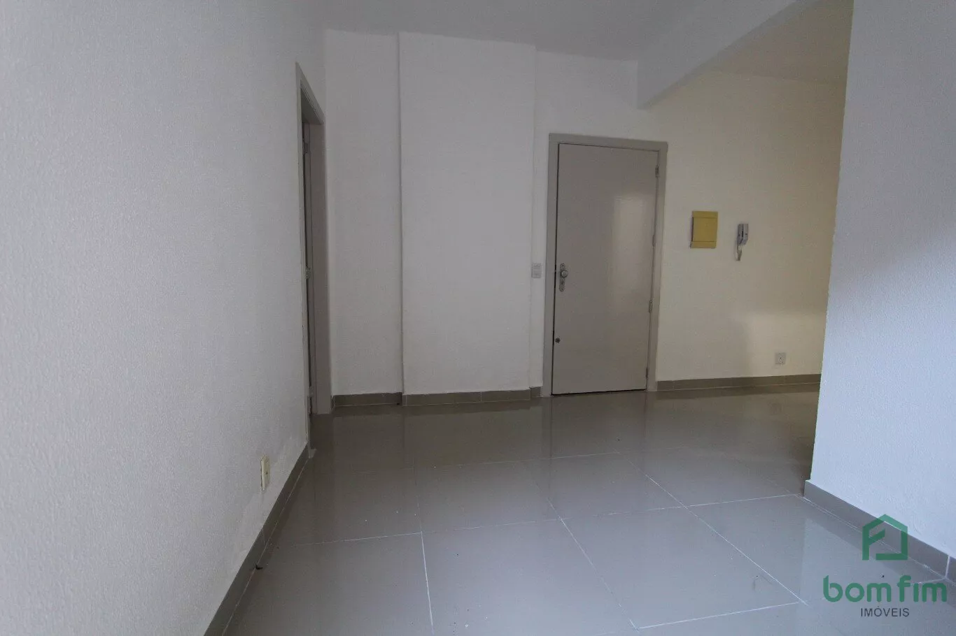 Apartamento para alugar com 1 quarto, 38m² - Foto 1