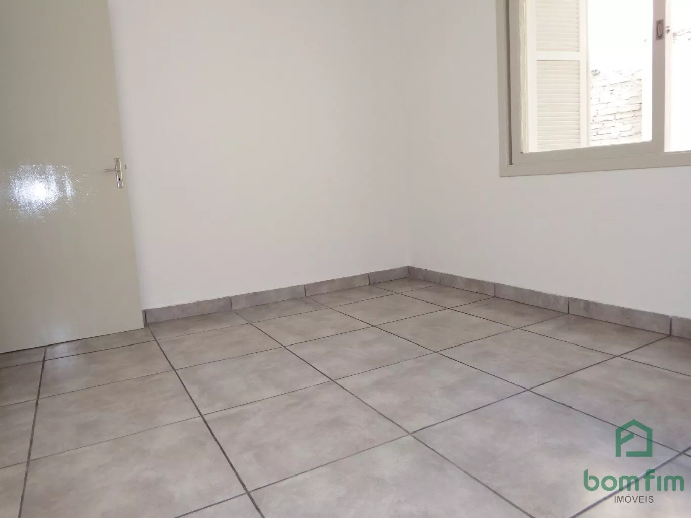 Apartamento para alugar com 2 quartos, 80m² - Foto 9