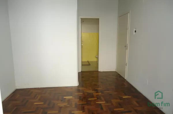 Kitnet para aluguel no Bairro Petrópolis Porto Alegre/RS.