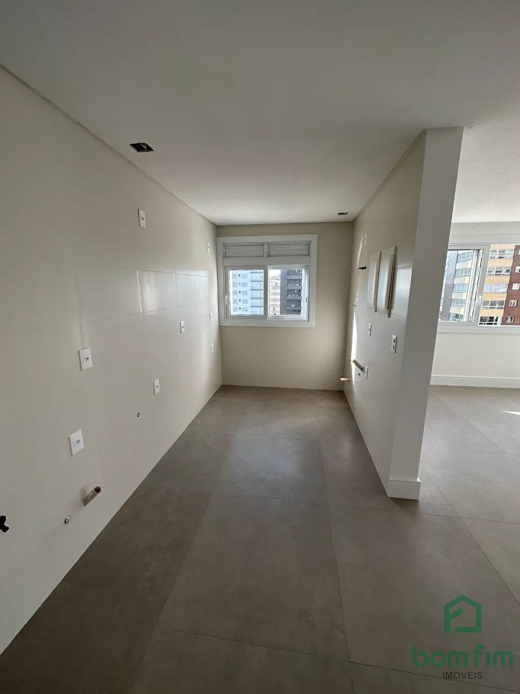 Apartamento à venda com 3 quartos, 139m² - Foto 12