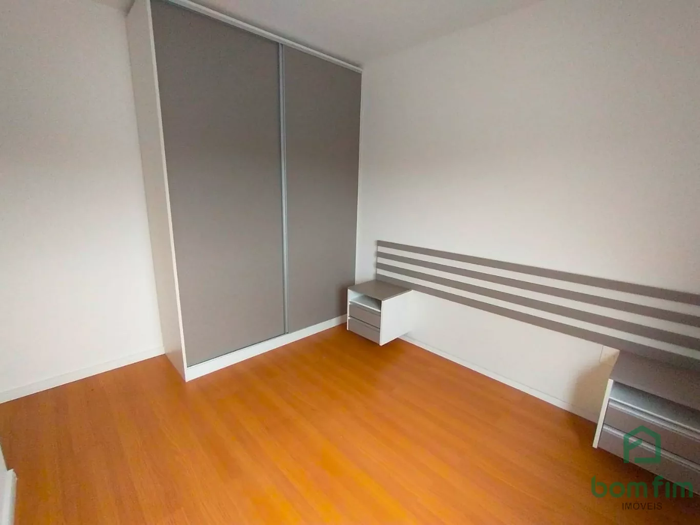 Apartamento para alugar com 2 quartos, 56m² - Foto 12