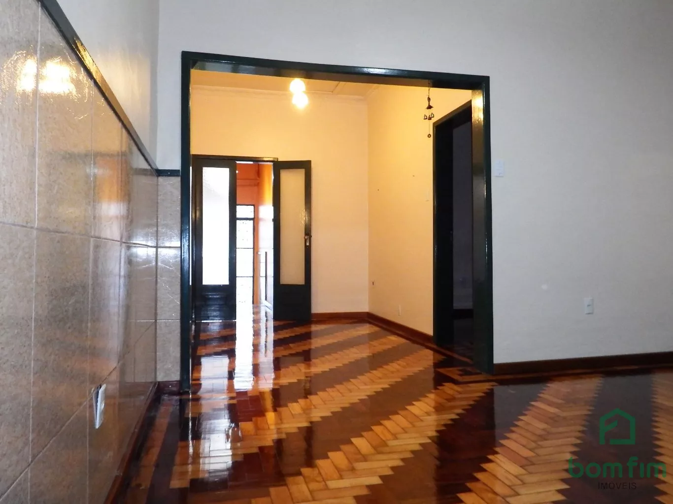 Apartamento à venda com 2 quartos, 100m² - Foto 12