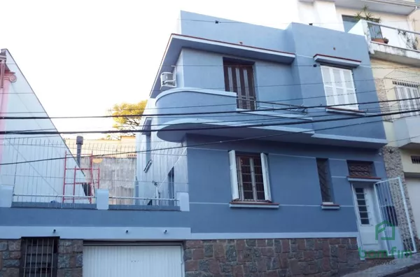 Casa com 4 dorm. para venda Centro Histórico Porto Alegre
