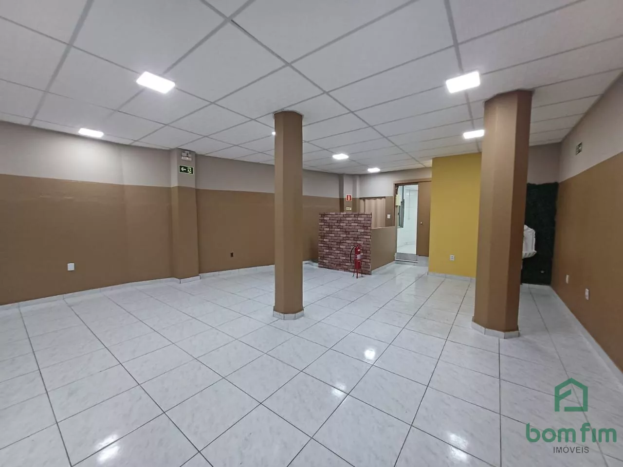 Loja-Salão, 81 m² - Foto 1