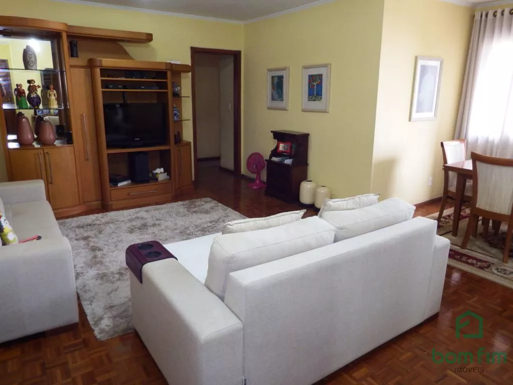 Apartamento à venda com 3 quartos, 127m² - Foto 4