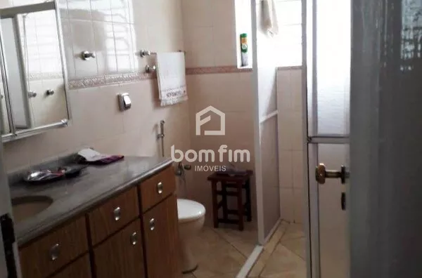 Casa para venda, 4 quarto(s), Bairro Medianeira, Porto Alegre/RS. - Foto 3