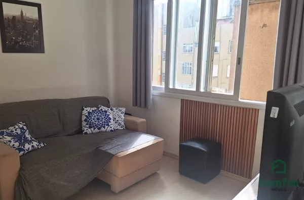 Apto de 2 dorm. mobiliado, no Centro Histórico - Porto Alegre/RS