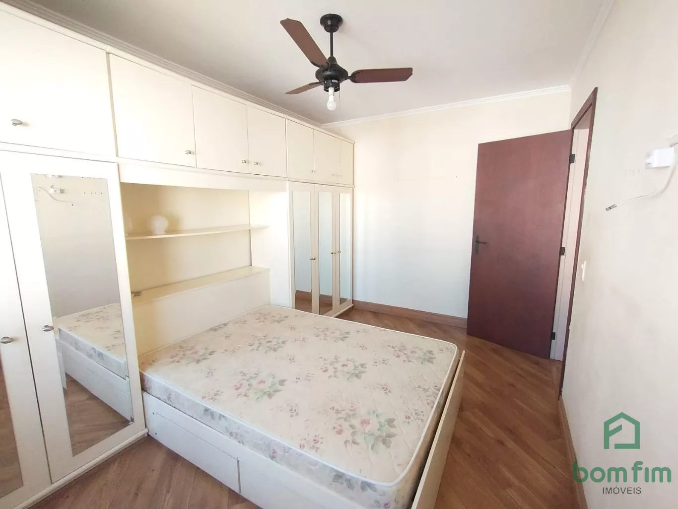 Apartamento à venda com 2 quartos, 47m² - Foto 12