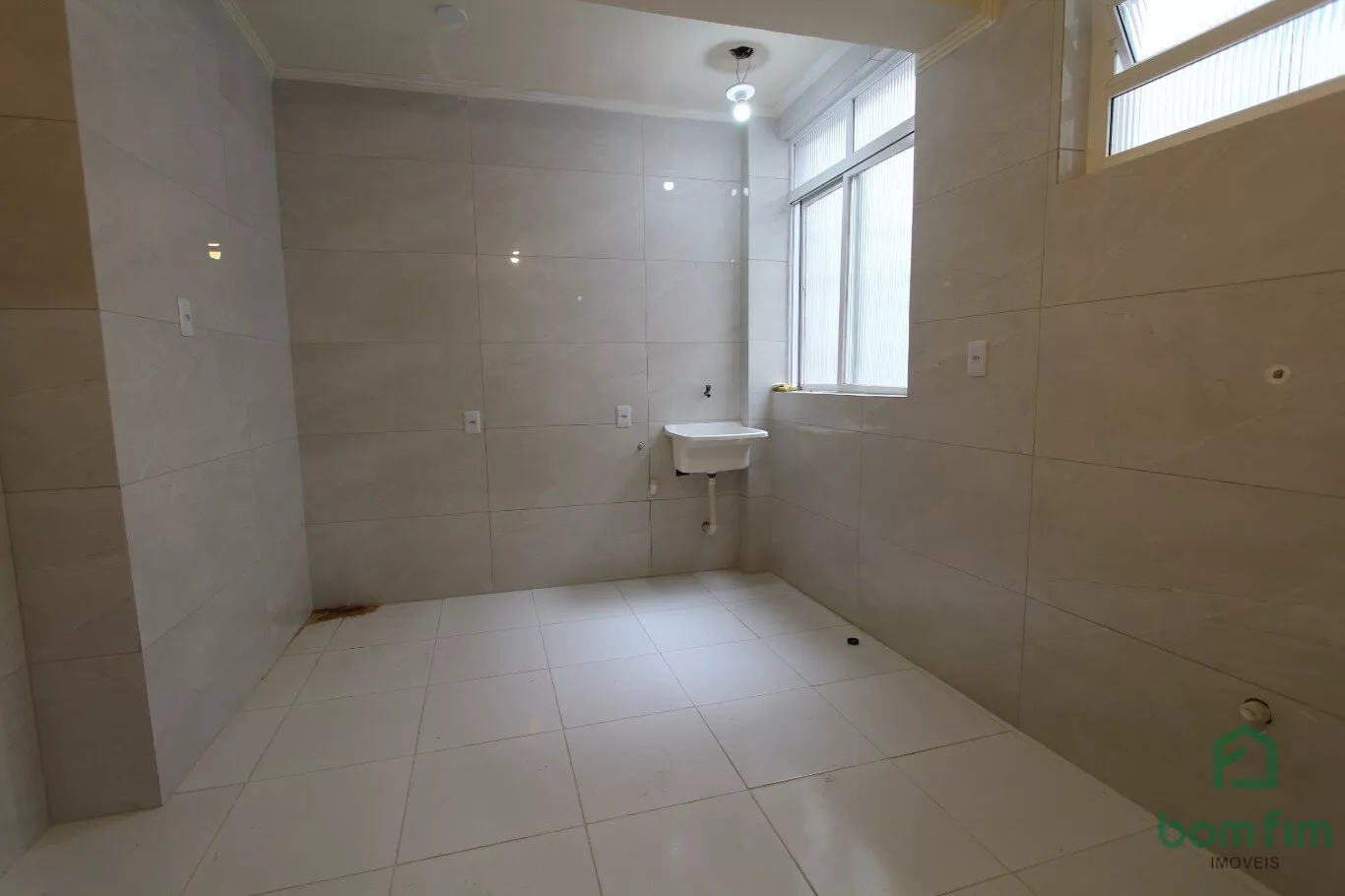 Apartamento à venda com 2 quartos, 58m² - Foto 19