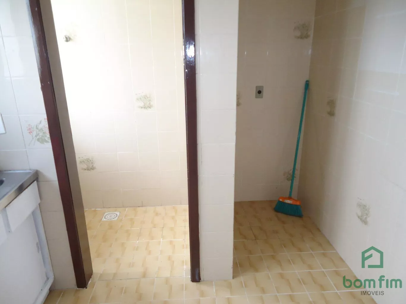 Apartamento para alugar com 2 quartos, 70m² - Foto 13