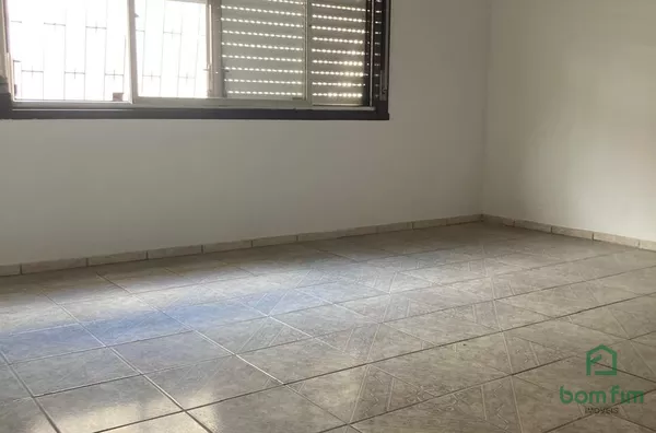 Casa com 3 Quartos para alugar, no bairro Fátima - Canoas/RS.