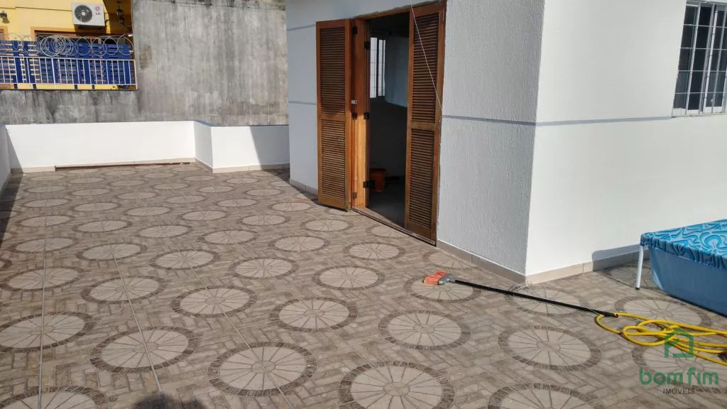 Sobrado à venda com 4 quartos, 180m² - Foto 7