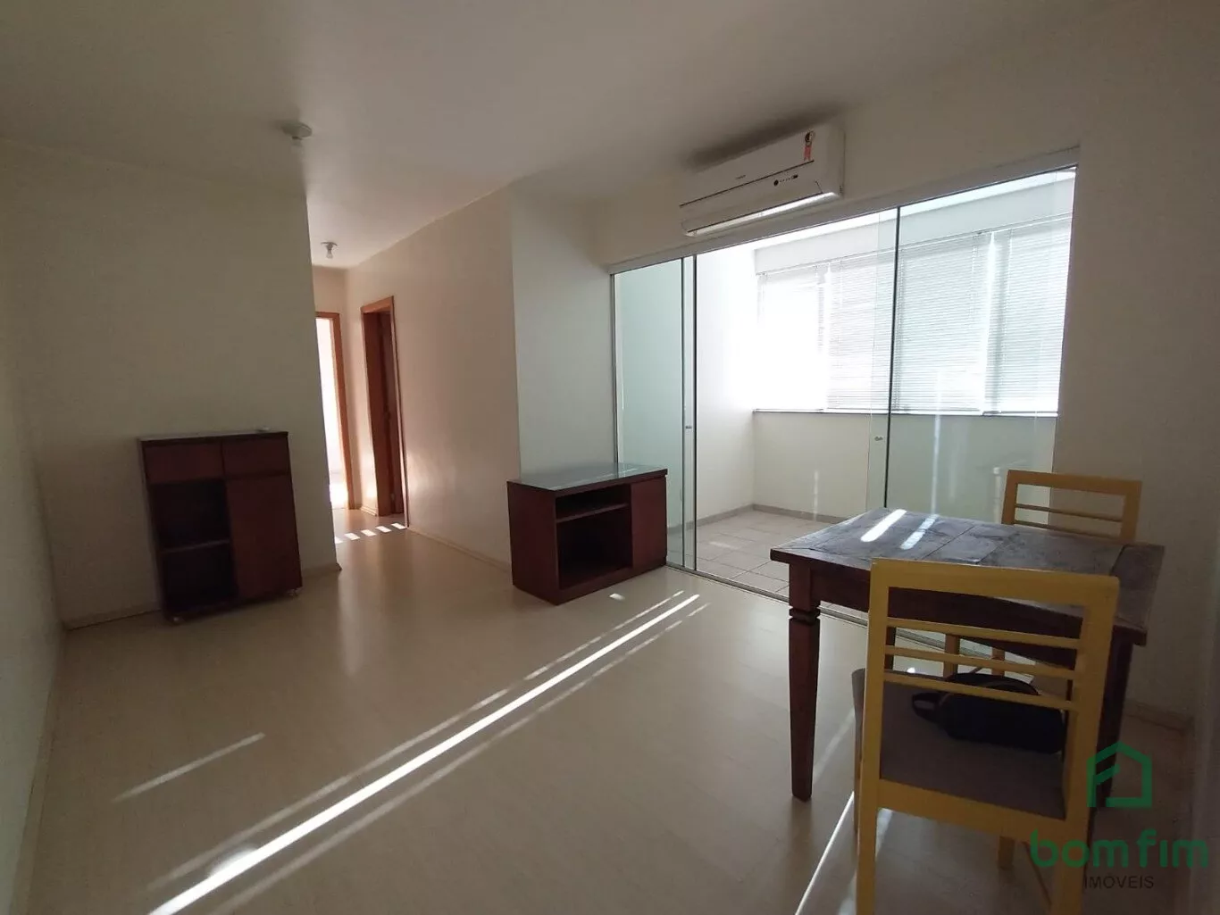 Apartamento à venda com 2 quartos, 94m² - Foto 4