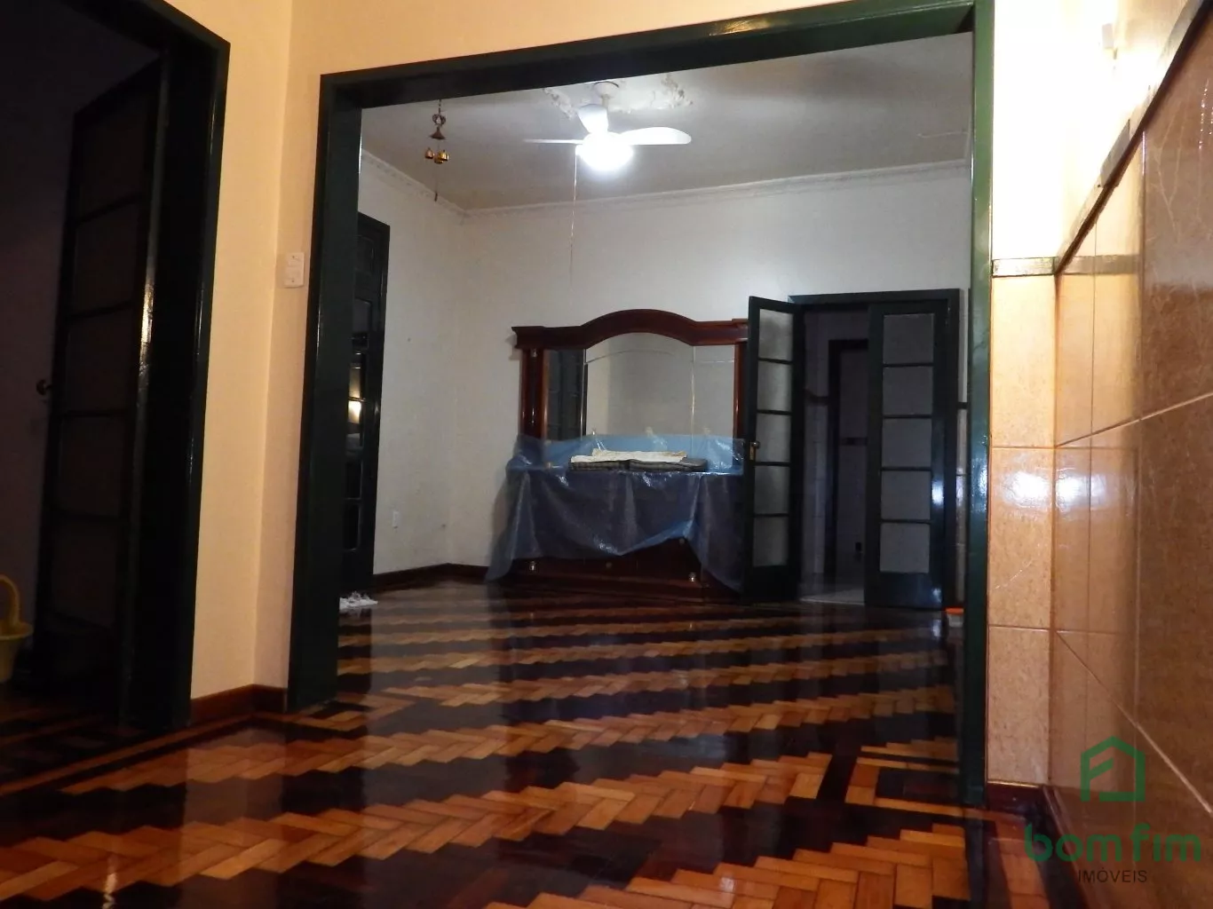 Apartamento à venda com 2 quartos, 100m² - Foto 9