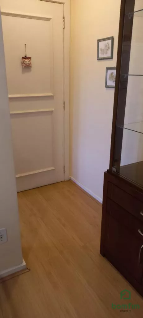 Apartamento à venda com 2 quartos, 75m² - Foto 3