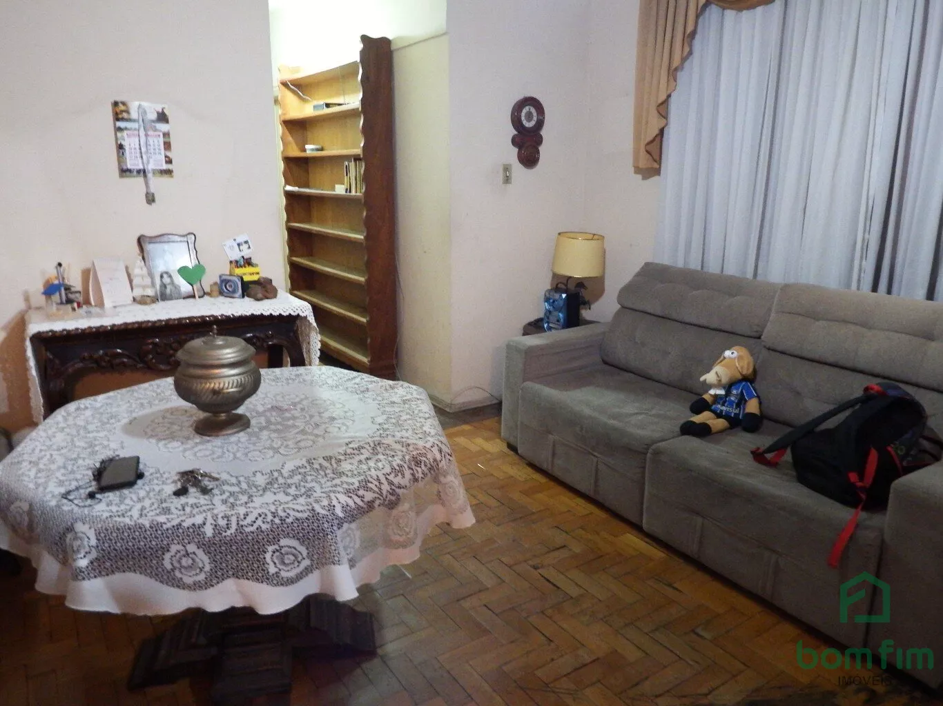 Apartamento à venda com 3 quartos, 108m² - Foto 2