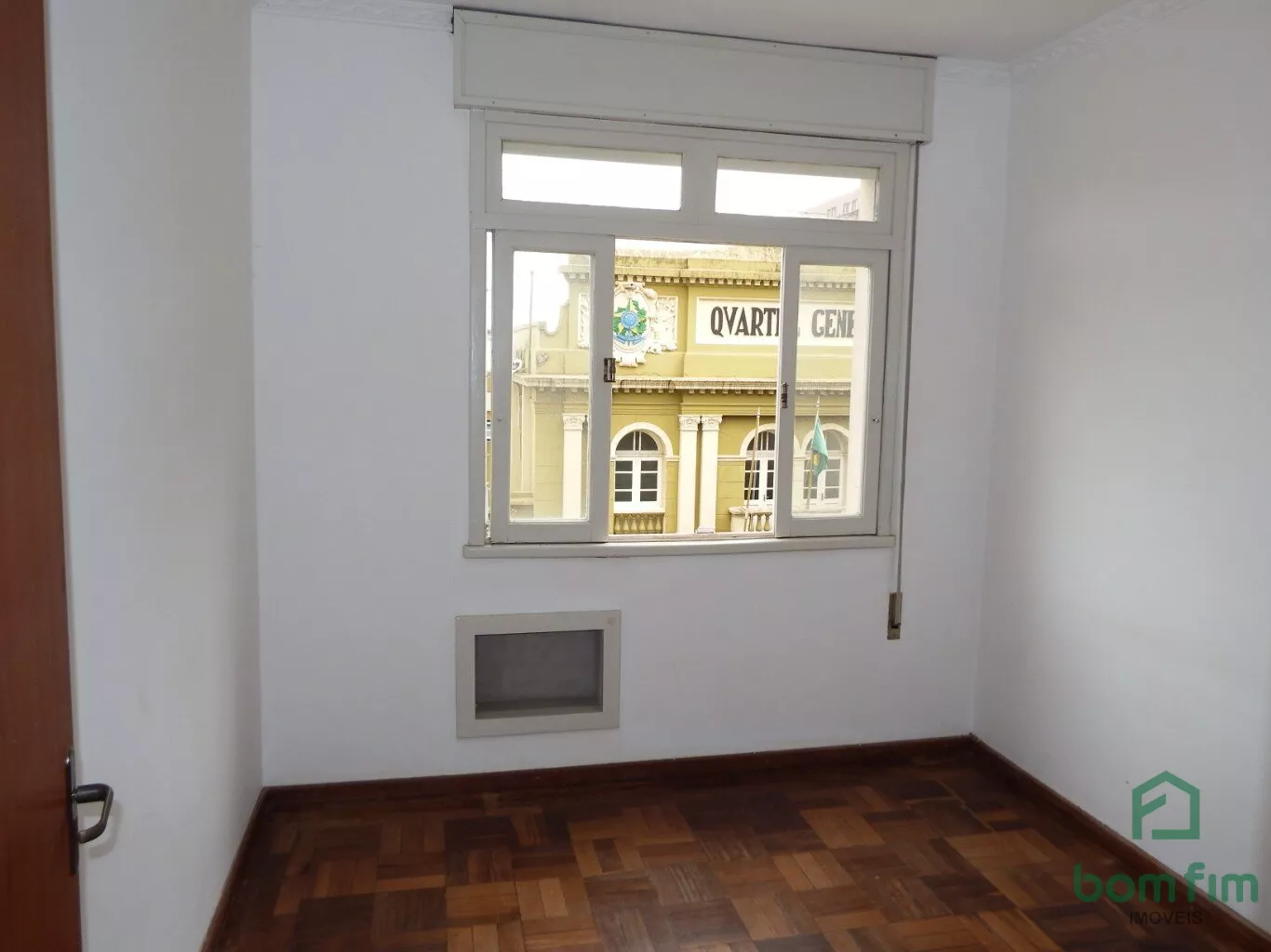 Apartamento à venda com 3 quartos, 90m² - Foto 9