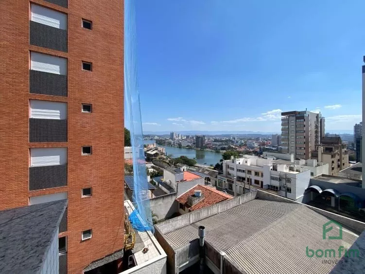 Apartamento à venda com 3 quartos, 202m² - Foto 28