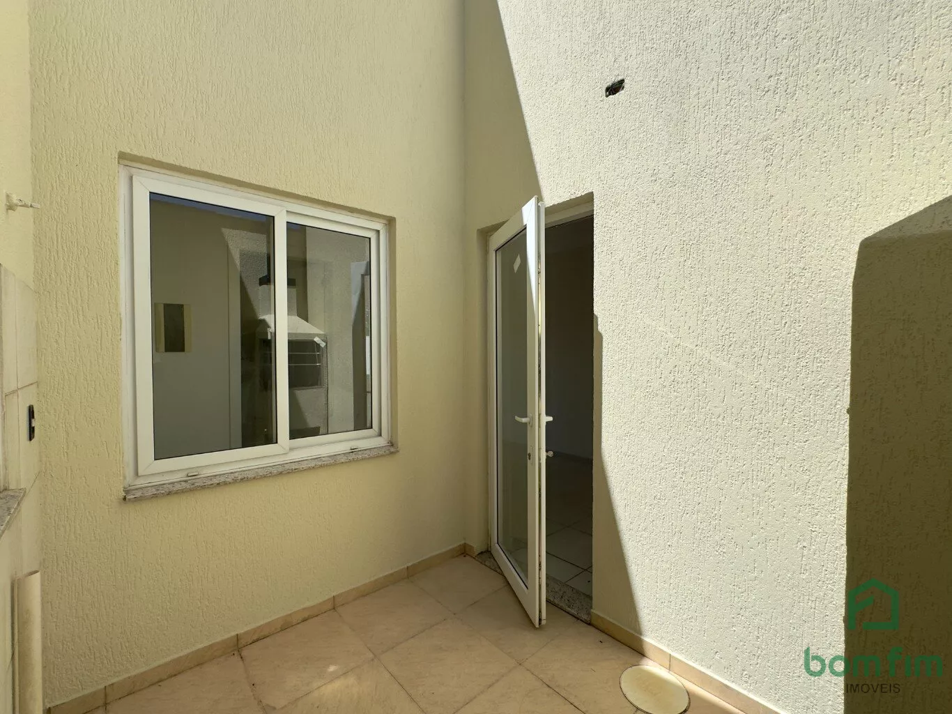 Casa, 2 quartos, 47 m² - Foto 3