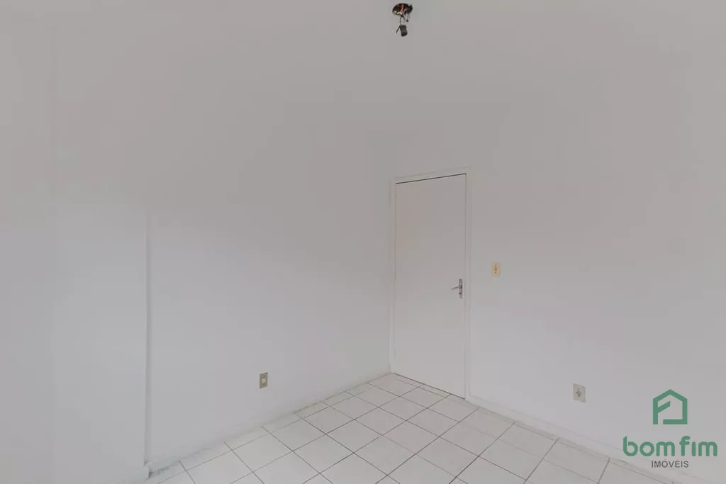 Apartamento à venda com 2 quartos, 64m² - Foto 29