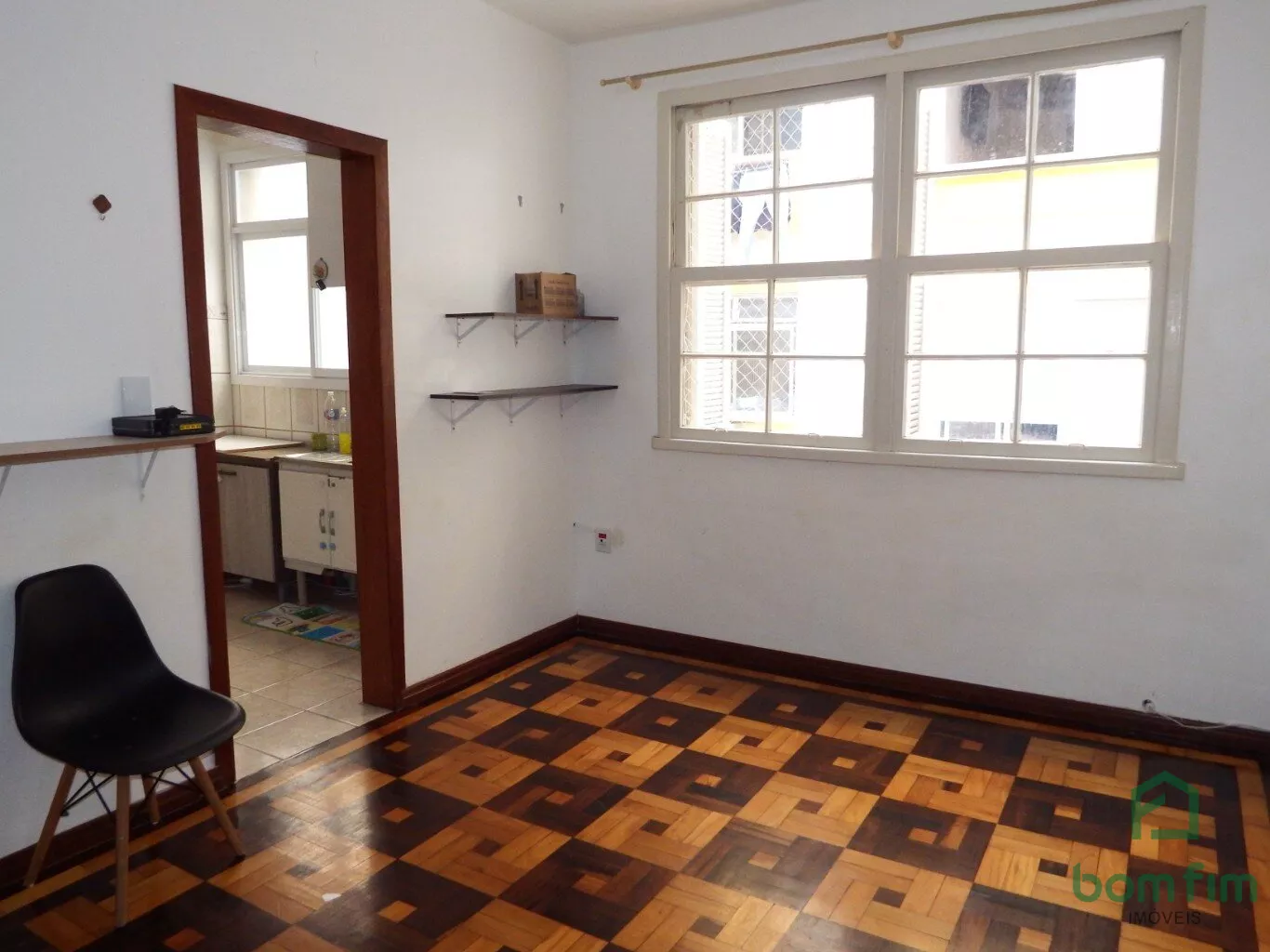 Apartamento à venda com 3 quartos, 90m² - Foto 1