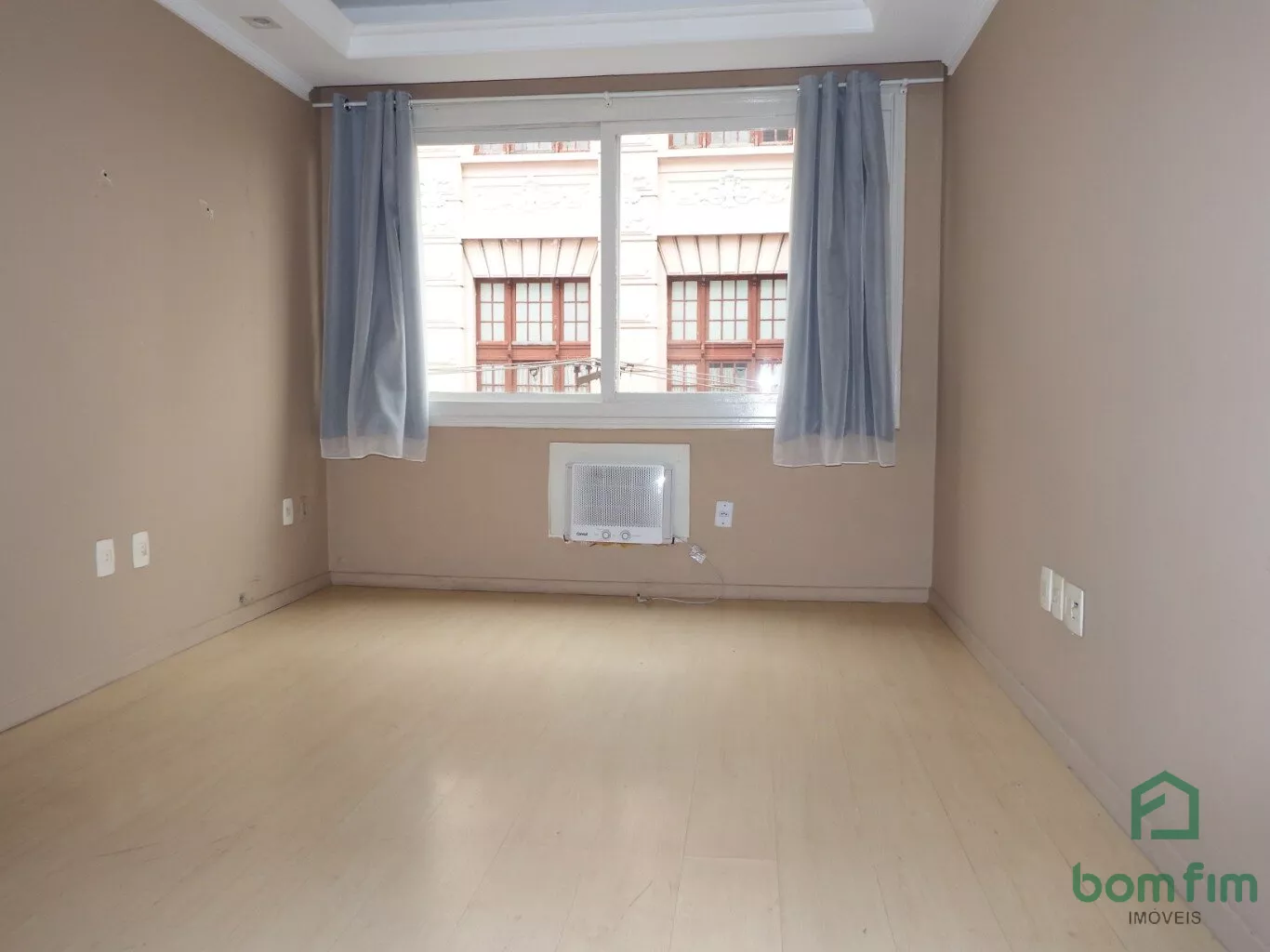 Apartamento à venda com 1 quarto, 45m² - Foto 3