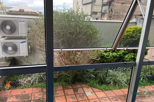 Sala comercial em galeria para venda,  São Geraldo, Porto Alegre