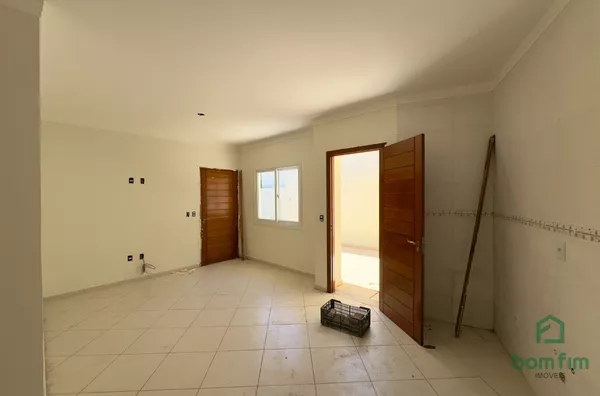 Casa em condomínio com 2 quartos para venda no bairro Olaria, Canoas/RS