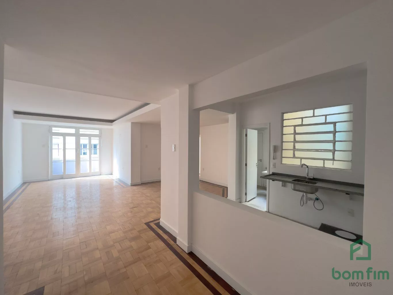 Apartamento à venda com 3 quartos, 120m² - Foto 1