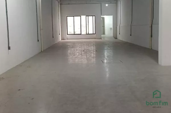 Loja / salão / ponto comercial para aluguel,  Centro Histórico, Porto Alegre