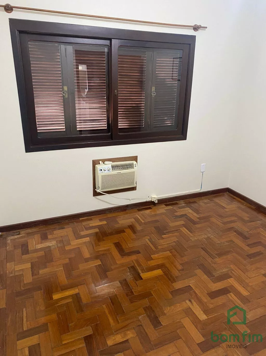 Apartamento à venda com 3 quartos, 180m² - Foto 9