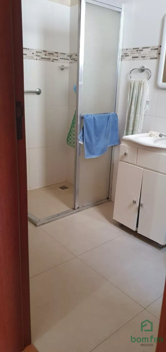 Apartamento para alugar com 3 quartos, 125m² - Foto 17