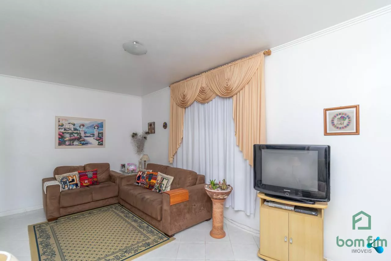 Apartamento à venda com 2 quartos, 65m² - Foto 4