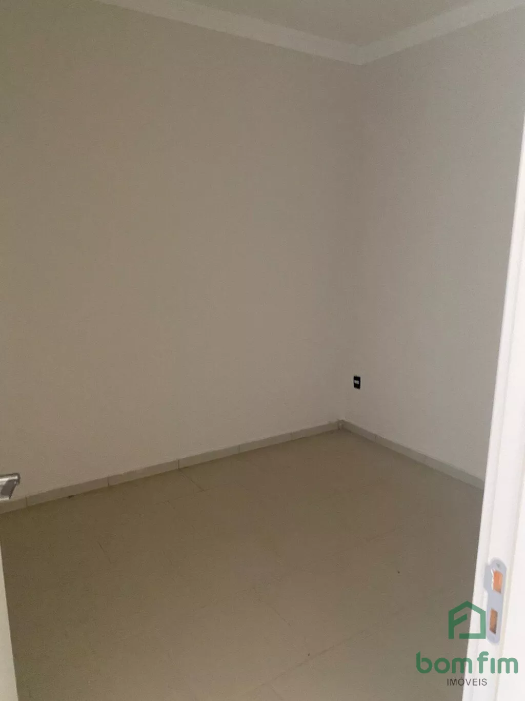 Casa à venda com 2 quartos, 60m² - Foto 6