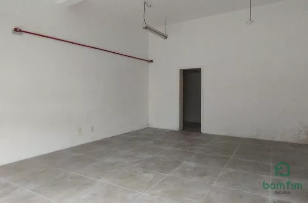 Loja térrea na Rua Muck, para locação no Centro de Canoas/RS.