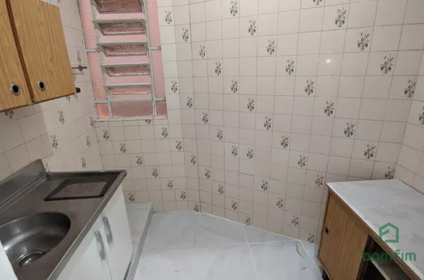 Apto 02 dormitórios para aluguel, Centro Histórico, Porto Alegre/RS. 