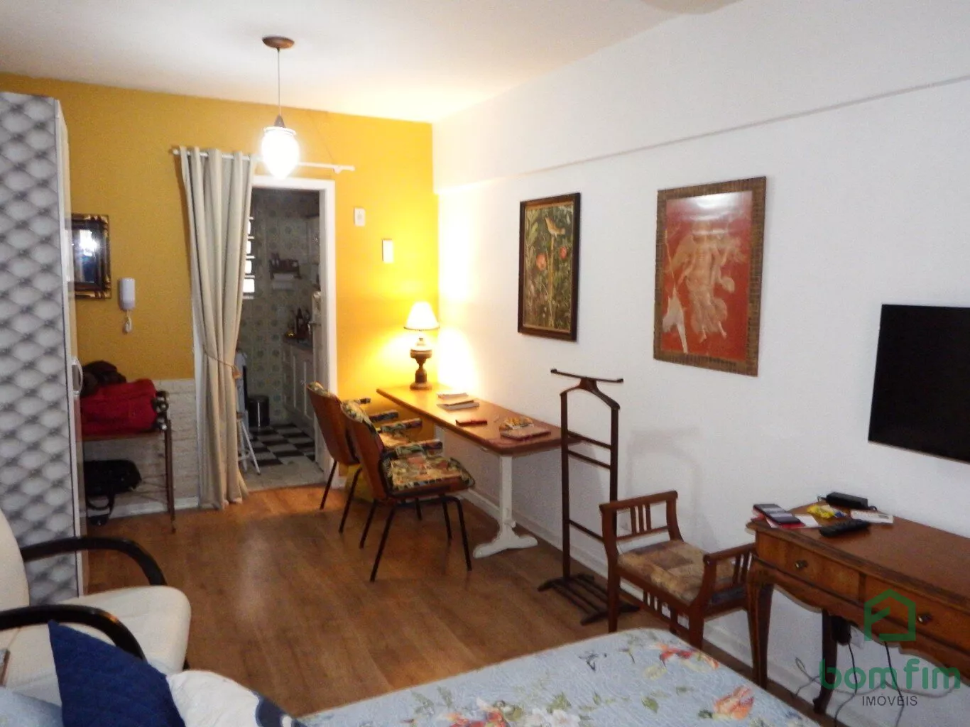 Apartamento à venda com 1 quarto, 32m² - Foto 2