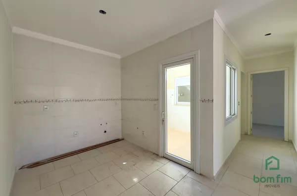 Casa em condomínio com 2 quartos com vaga para venda no bairro Olaria, Canoas/RS