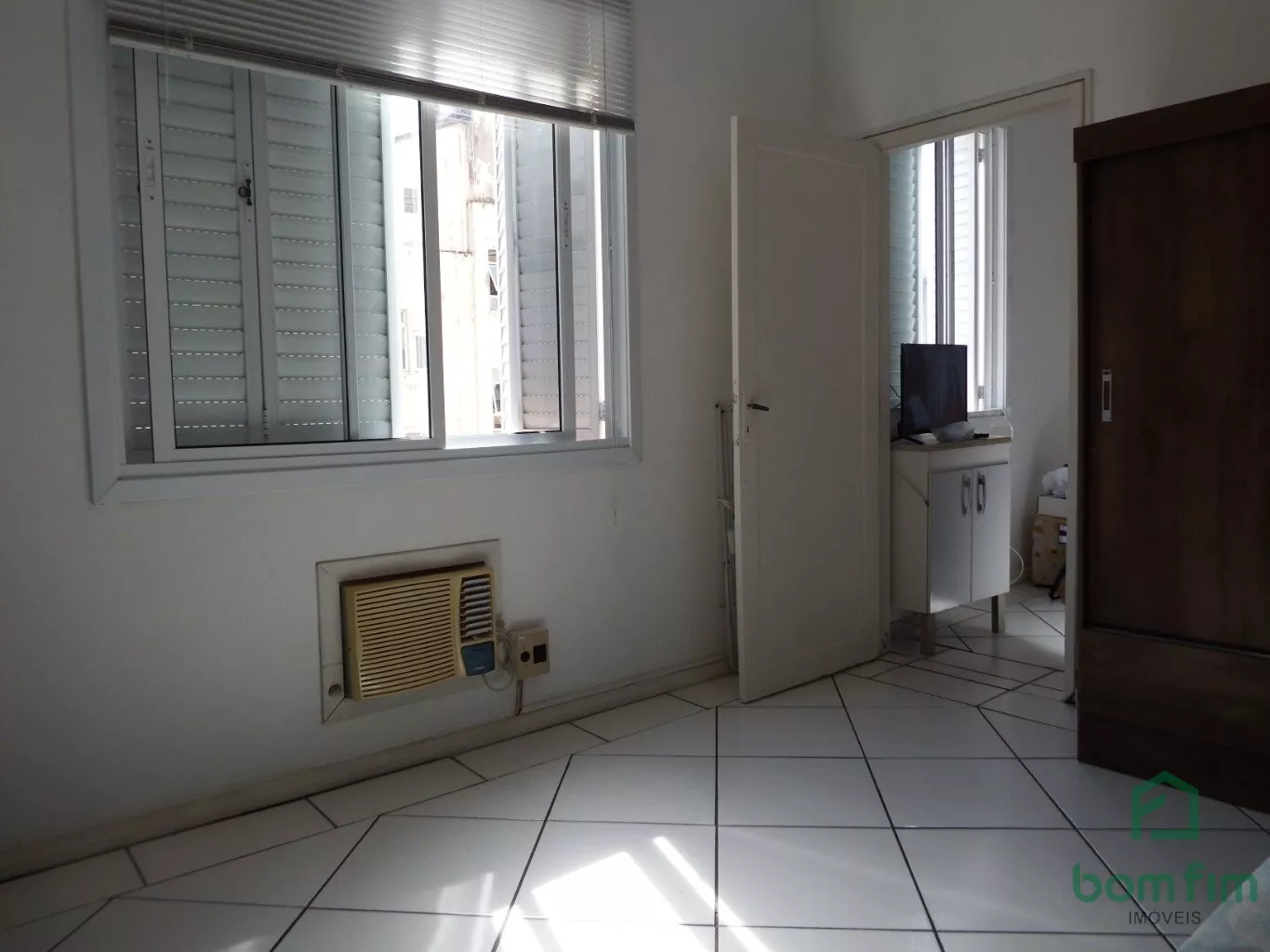 Apartamento para alugar com 1 quarto, 45m² - Foto 5