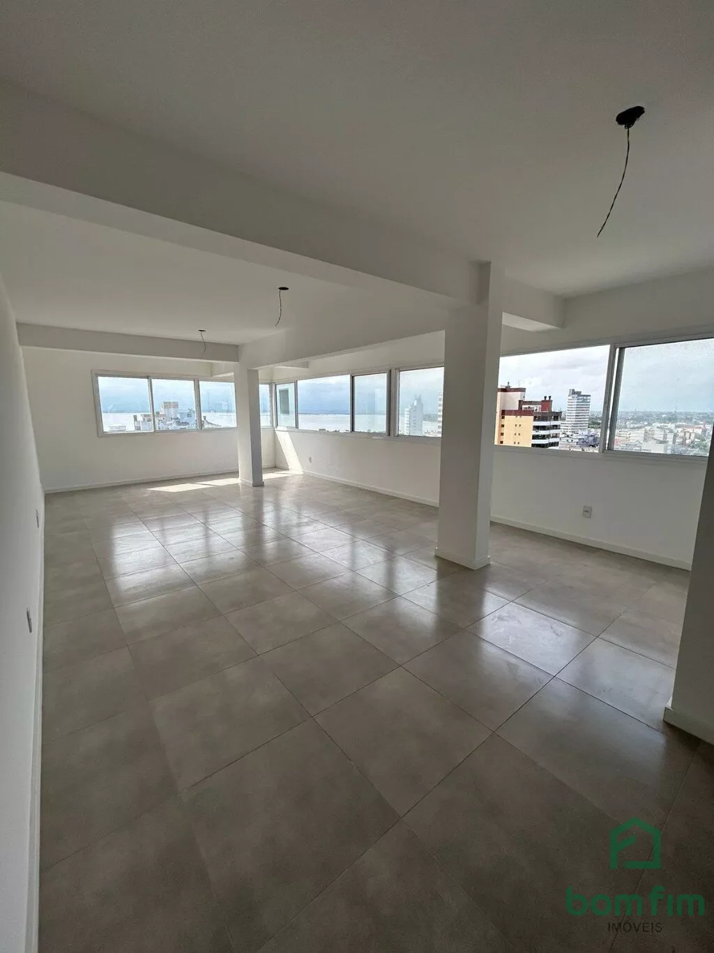 Apartamento à venda com 3 quartos, 130m² - Foto 15