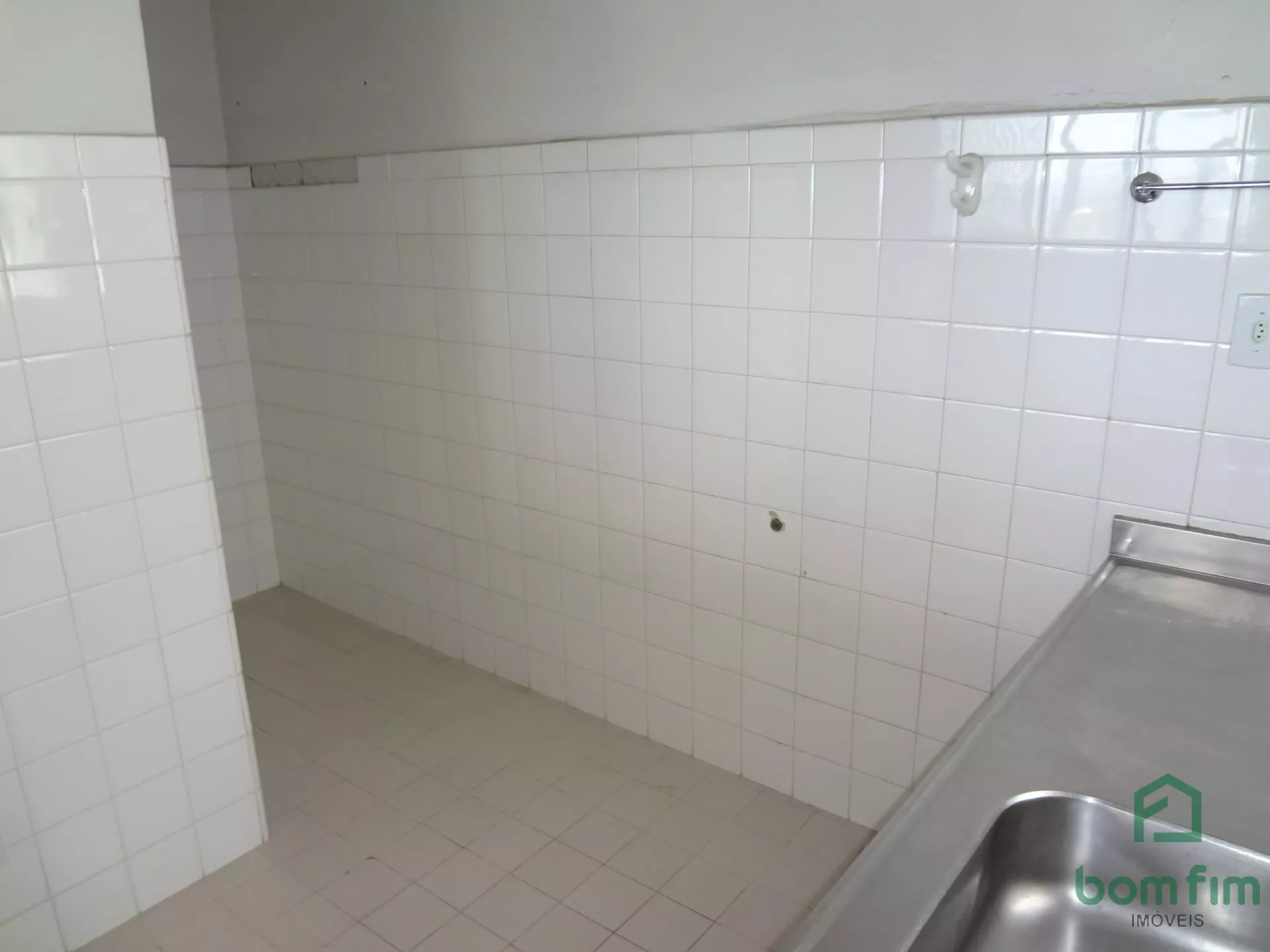 Apartamento para alugar com 3 quartos, 110m² - Foto 15