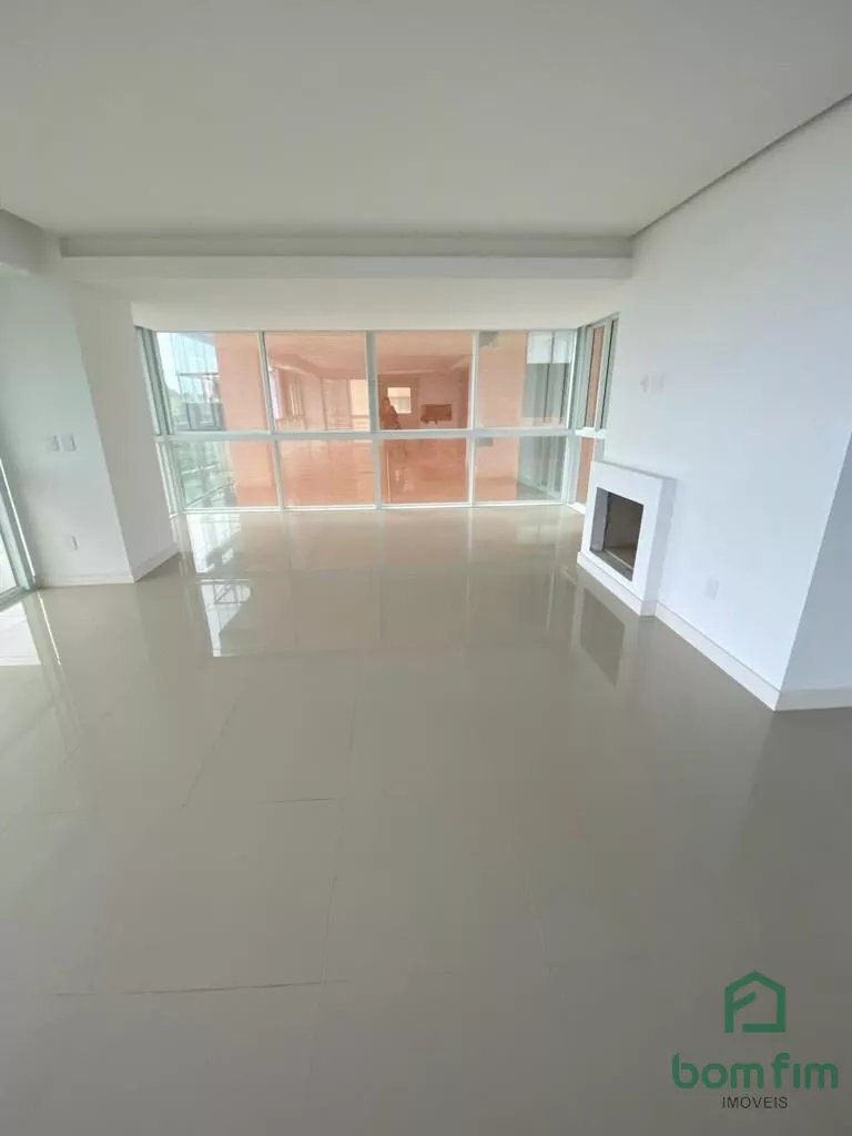 Apartamento à venda com 3 quartos, 202m² - Foto 30