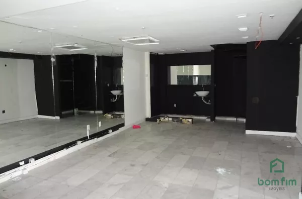 Loja na Galeria Florêncio Ygartua - Porto Alegre/RS.