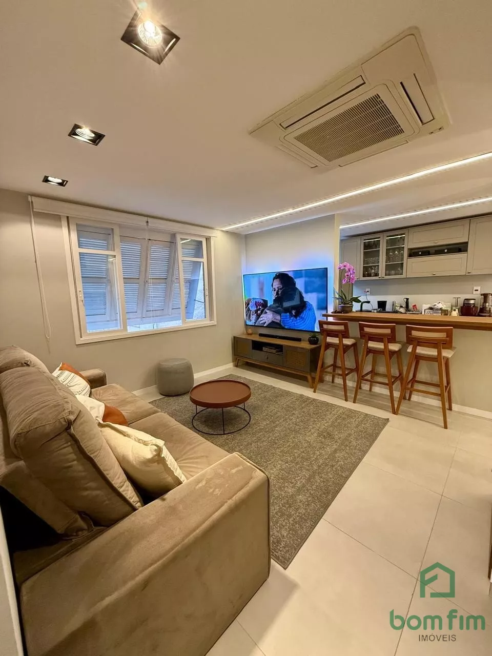 Apartamento à venda com 2 quartos, 71m² - Foto 6